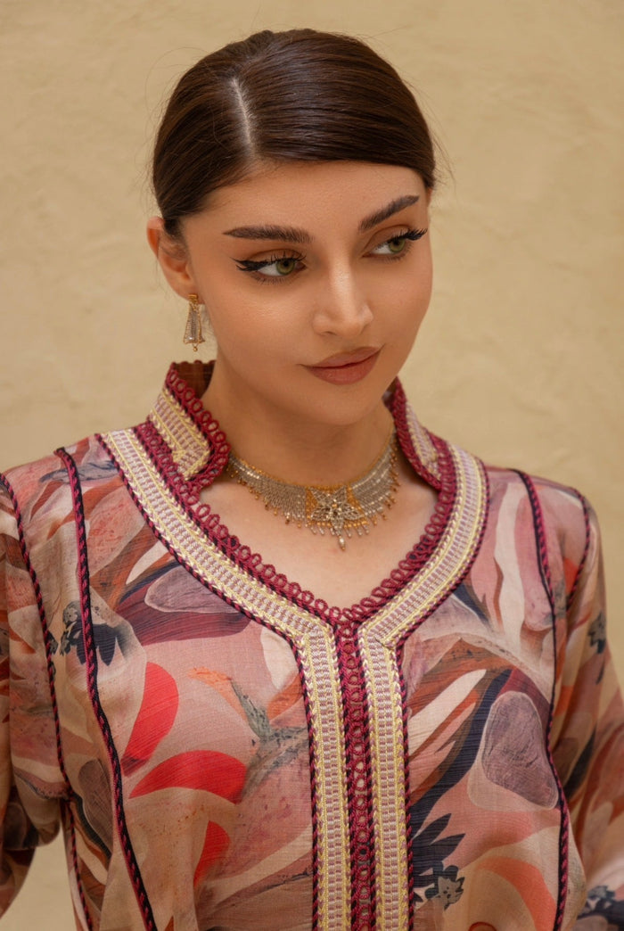Embroidered / Luxury