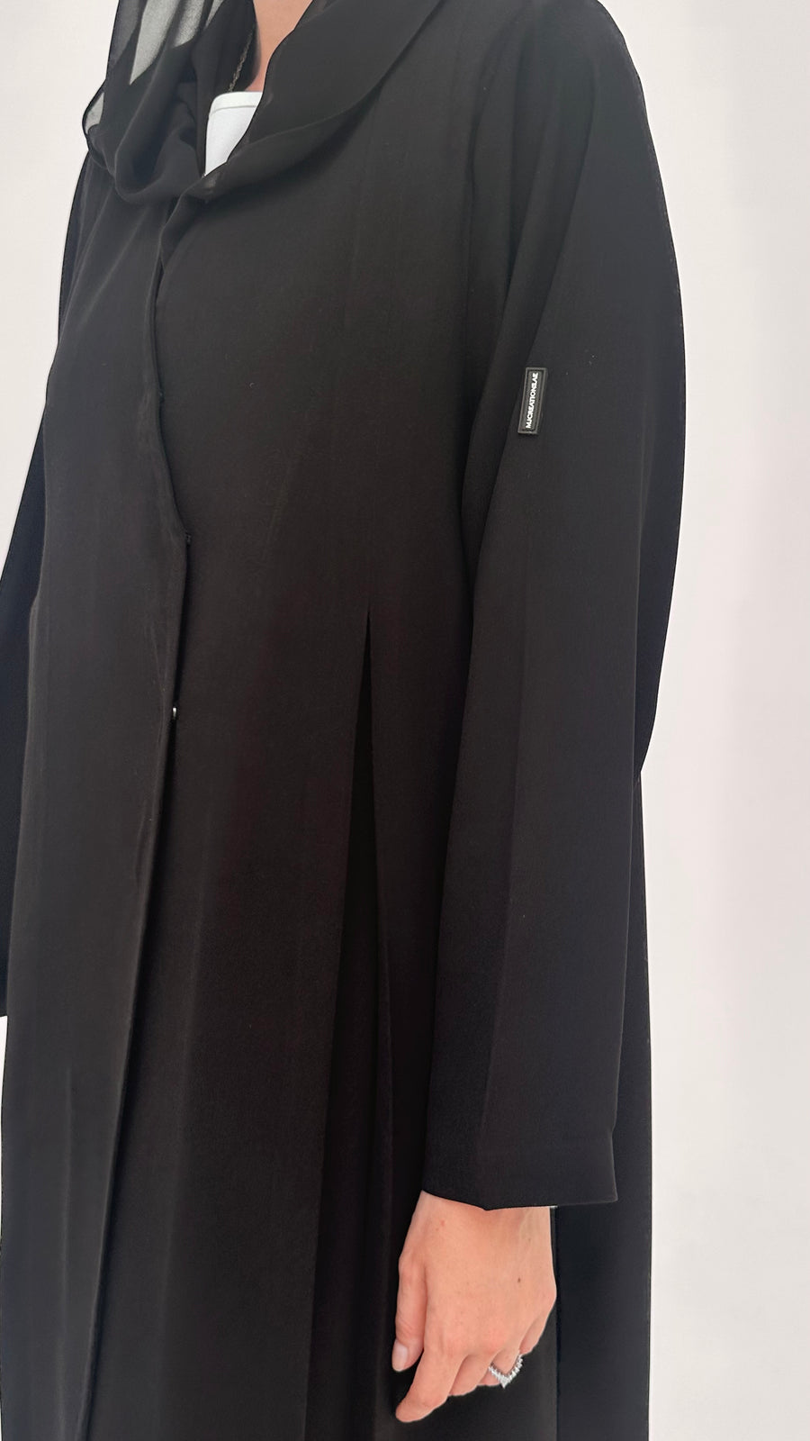 MJ06 Abaya In Black