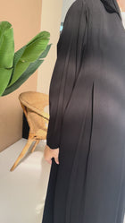 MJ06 Abaya In Black